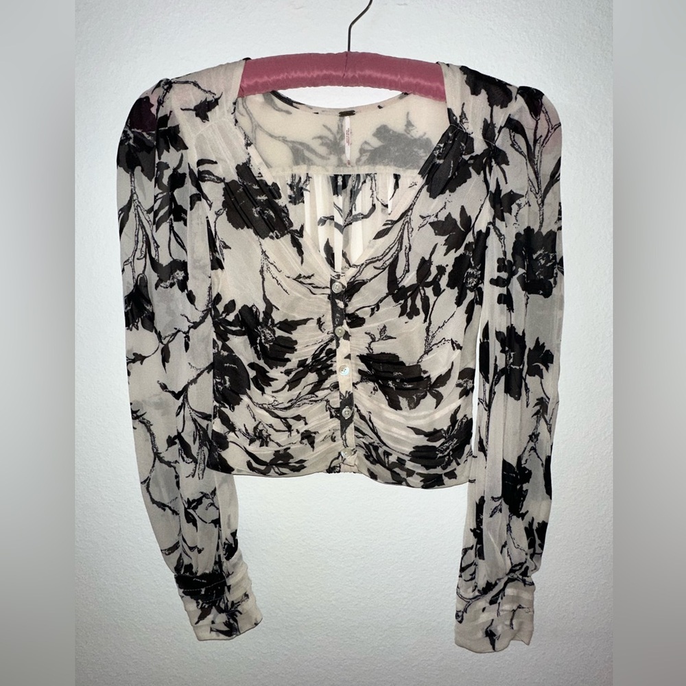 Free People Women's Size XS Ivory Black Floral Blouse Top $88